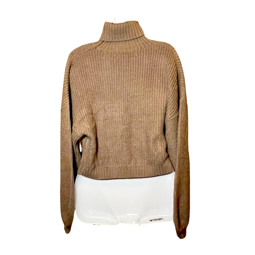 Zaful Ribbed Crop Turtleneck Size Medium - NWT - Picture 6 of 7